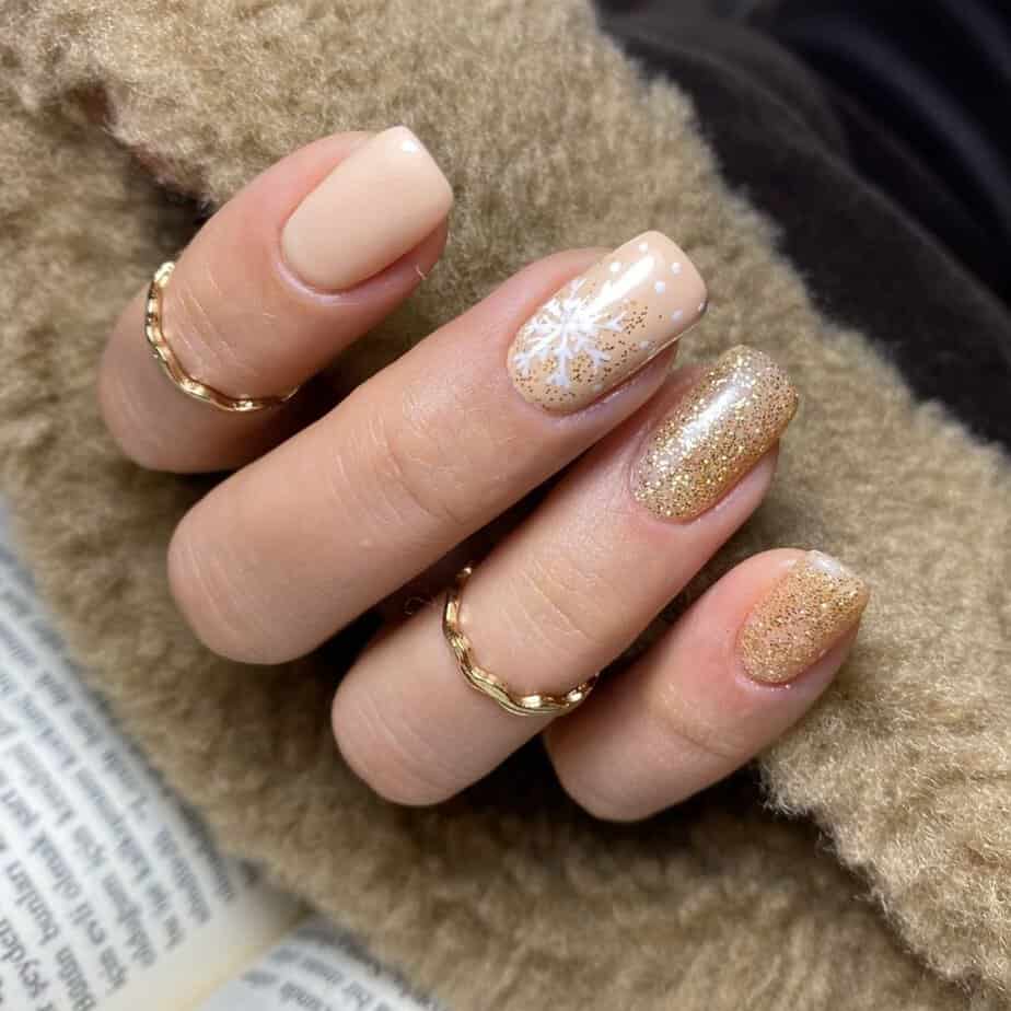 32 Gorgeous New Year's Nails for a Stylish Celebration