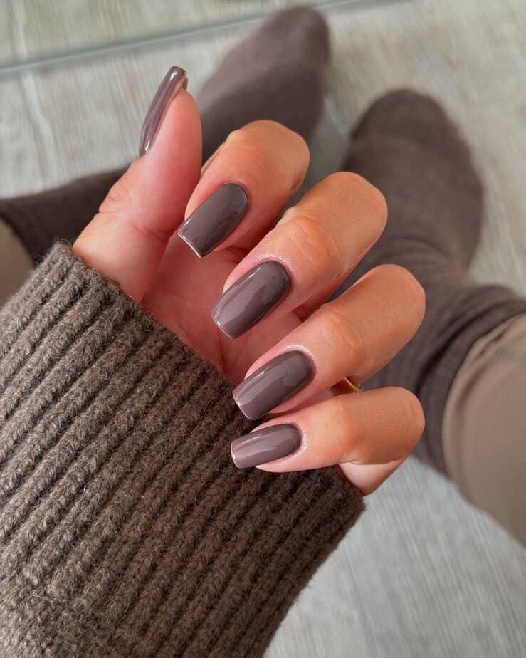 Taupe medium length nails