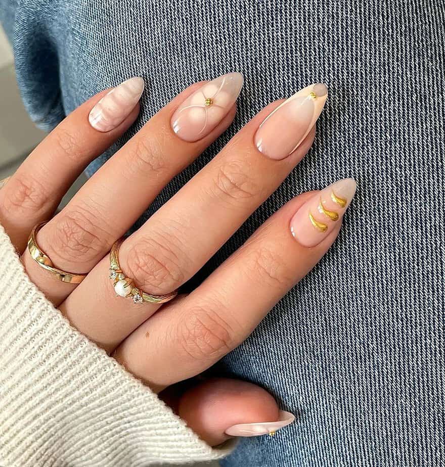 35 Gorgeous Graduation Nails To Make You Steal The Show