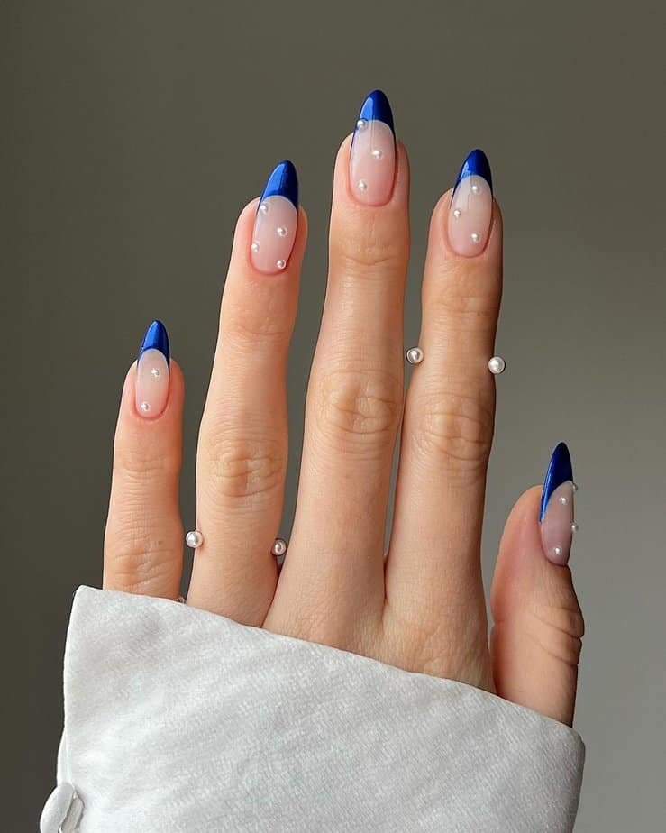 40 Mesmerizing Pearl Nails That Will Get You Out Your Shell