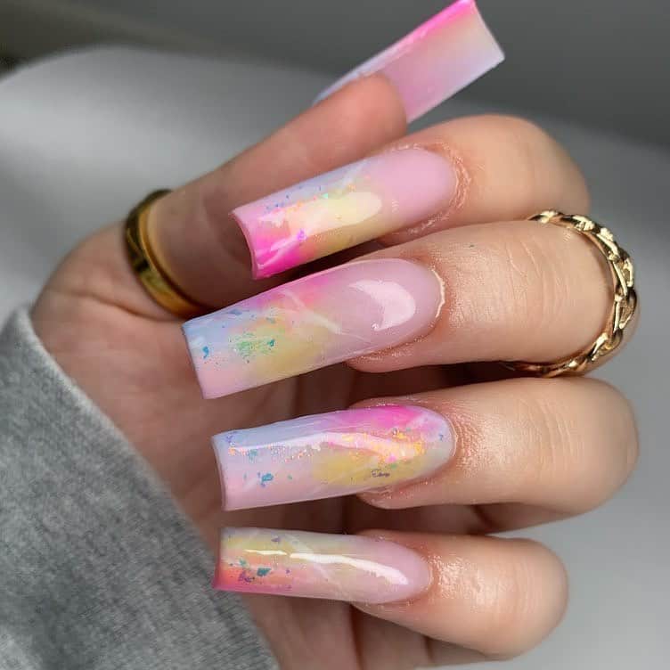 40 Incredible Iridescent Nails To Brighten Your Day