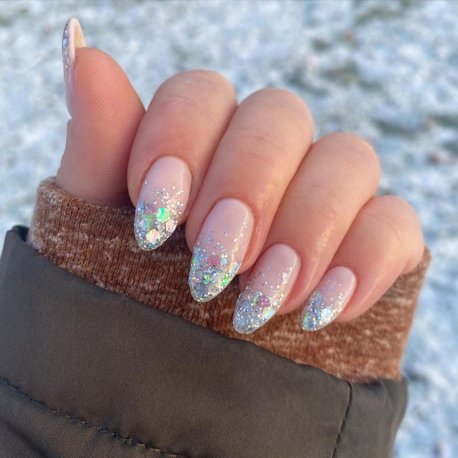 40 Incredible Iridescent Nails To Brighten Your Day