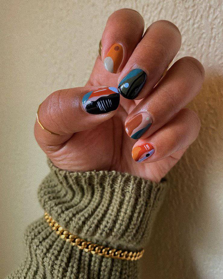 Geometric nails