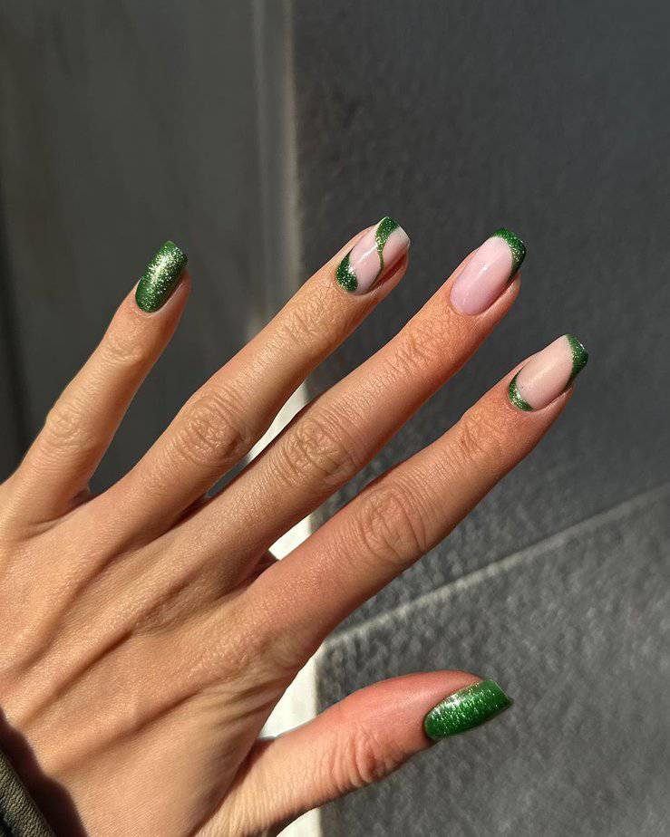 Green Christmas nails