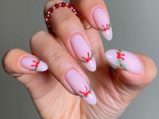 30 Festive Christmas Nails To Get You On The Nice List