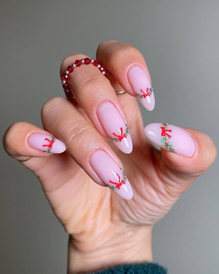 30 Festive Christmas Nails To Get You On The Nice List