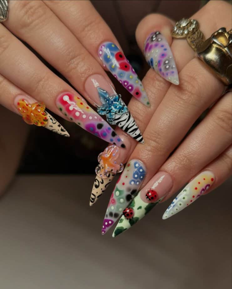 Psychedelic garden nails