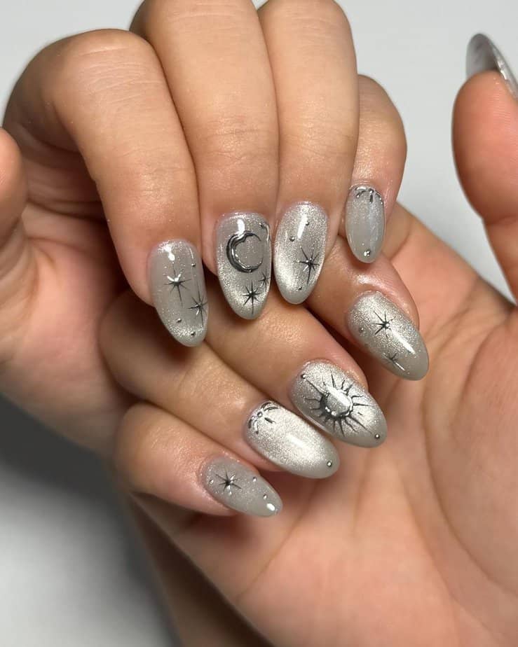 29 Show-Stopping Molten Chrome Nail Designs For A Luxe Finish