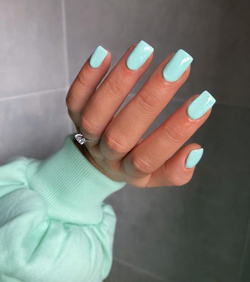 Square shaped Tiffany blue nails