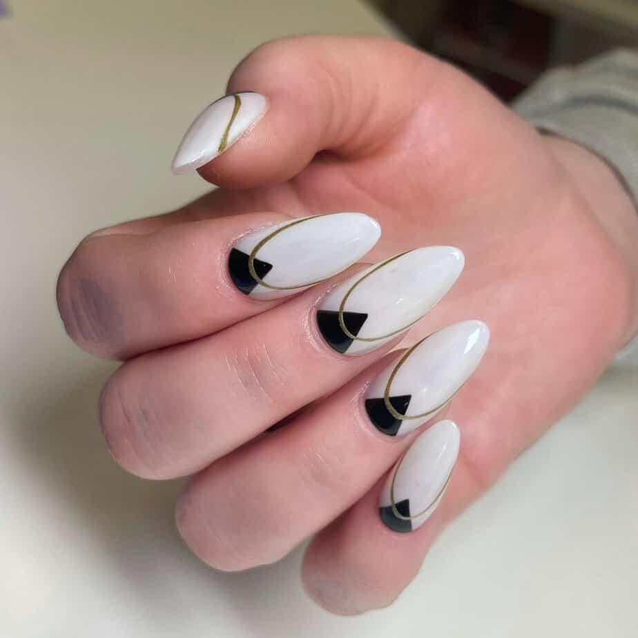 Triangle nails