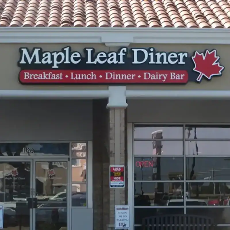 10 Legendary Texas Breakfast Spots That Are Worth the Road Trip Maple Leaf Diner