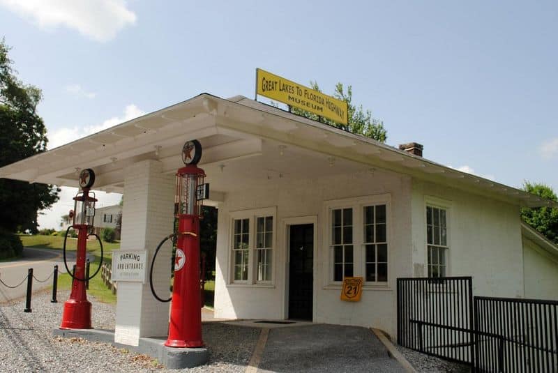 10 Must-See Spots in Wacky and Wonderful Wytheville, Virginia Great Lakes to Florida Highway Museum