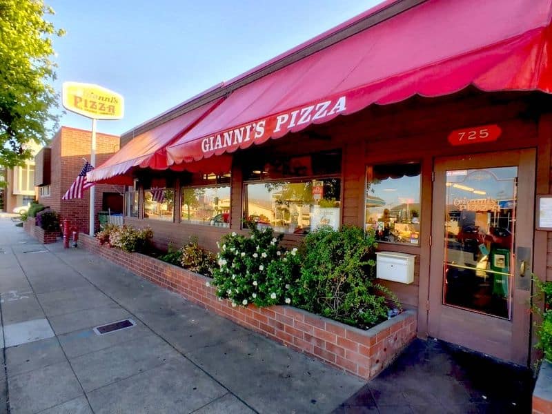 Gianni's Pizza
