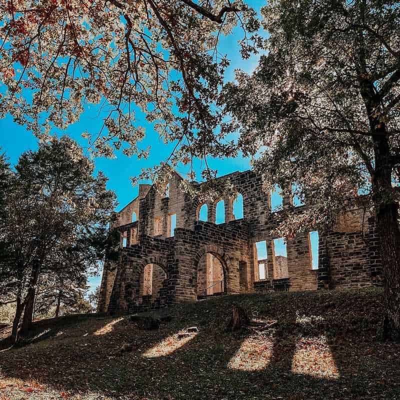 Ha Ha Tonka State Park – For the Castle & Karst Lover