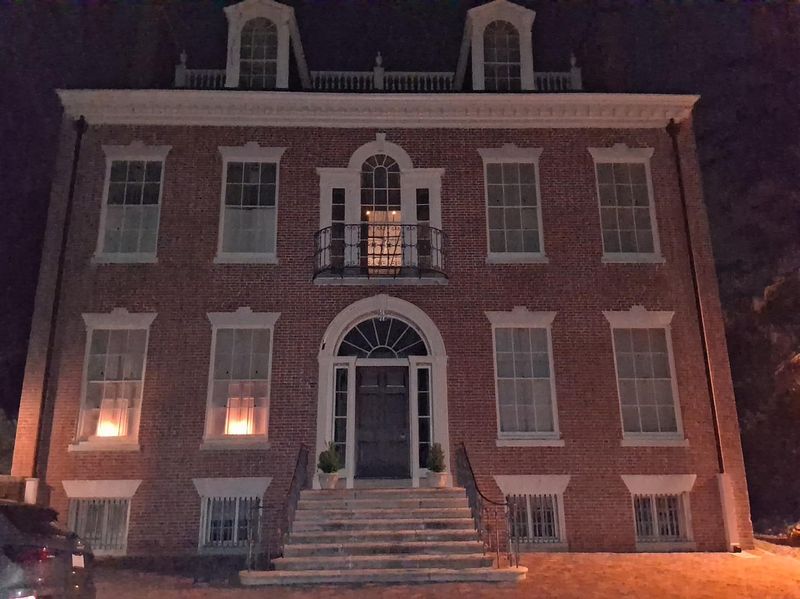 Wander Through Old New Castle