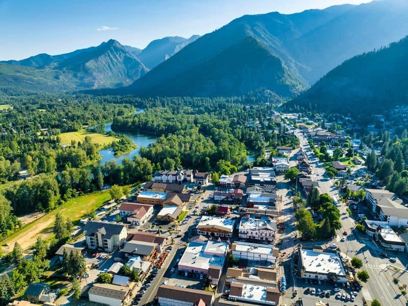 11 Hidden Gems in Washington That Outsparkle Seattle Leavenworth