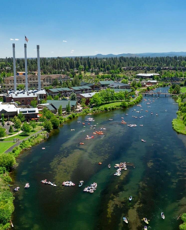 11 Magical Oregon Spots That Locals Love More Than Portland Bend