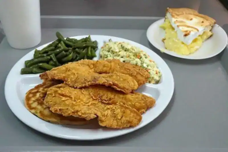 Josie's Restaurant, Montezuma