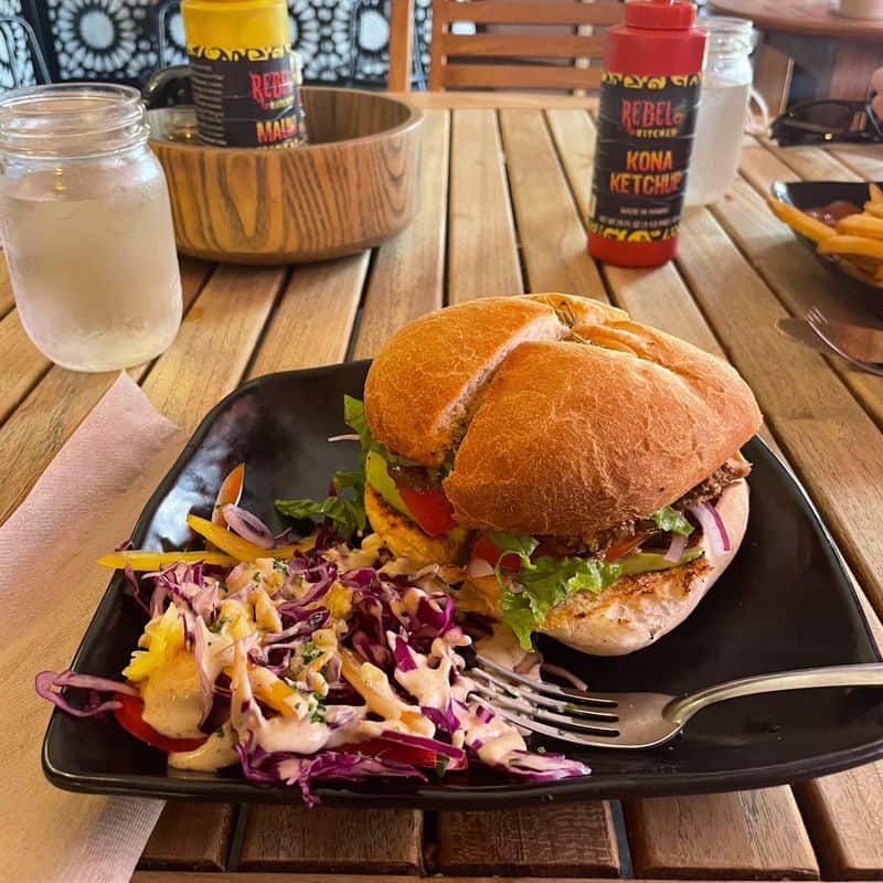 Rebel Kitchen, Kealakekua