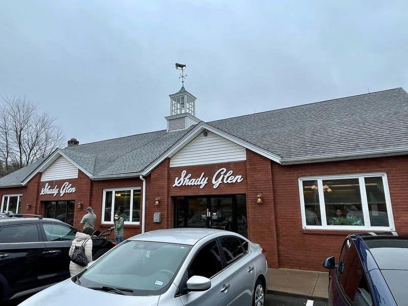 12 Cozy Connecticut Restaurants Perfect for Comfort Food Cravings Shady Glen Restaurant and Ice Cream Parlor