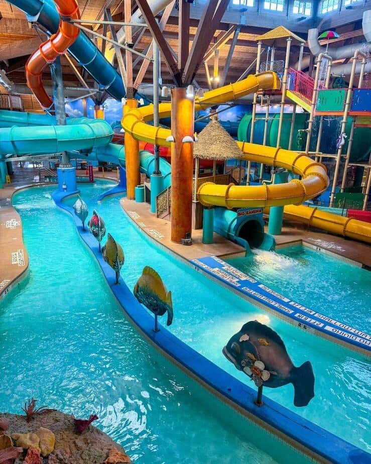 Splash Lagoon Indoor Water Park Resort - Erie, PA