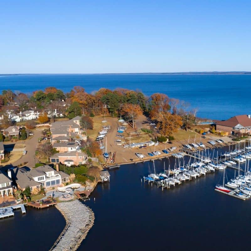 12 Must-Do Summer Adventures in Mississippi That'll Make Your Season Unforgettable Swim and Paddle at Ross Barnett Reservoir