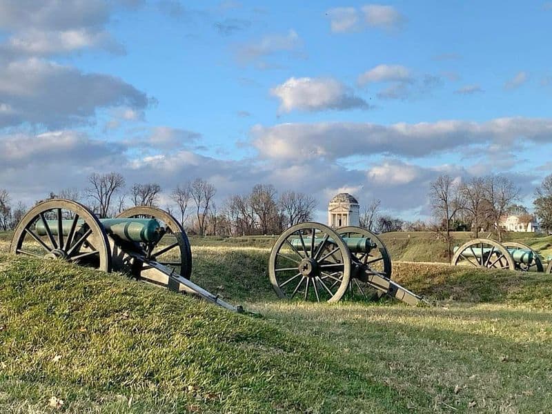 12 Must-Do Summer Adventures in Mississippi That'll Make Your Season Unforgettable Explore Vicksburg National Military Park