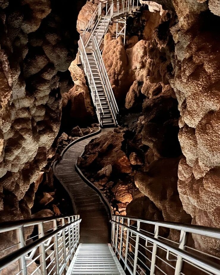 Jewel Cave National Monument