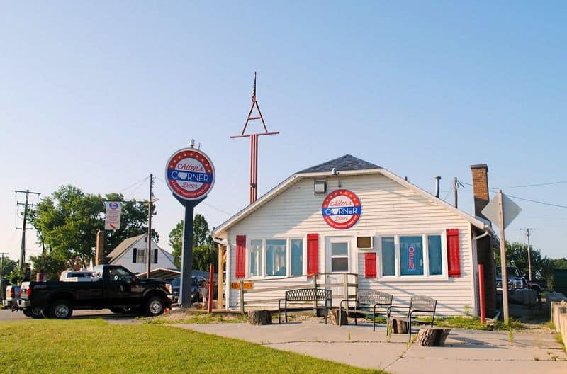 Allen's Corner Diner: Nostalgic Meals Made from Scratch