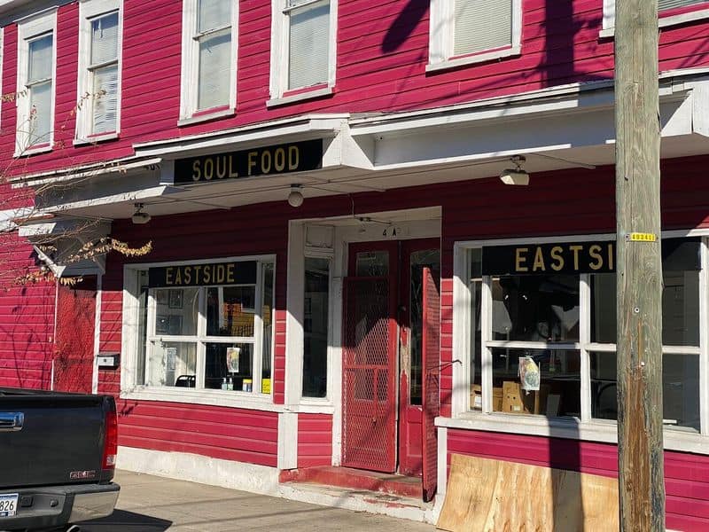 13 Mississippi Soul Food Spots That Just Might Beat Grandma's (Shhh!) Eastside Soul Food Restaurant