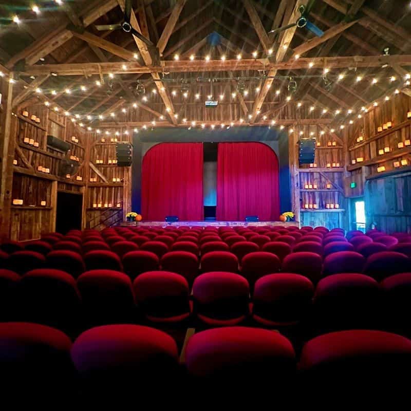 Catch a Show at Vinegar Hill Music Theatre