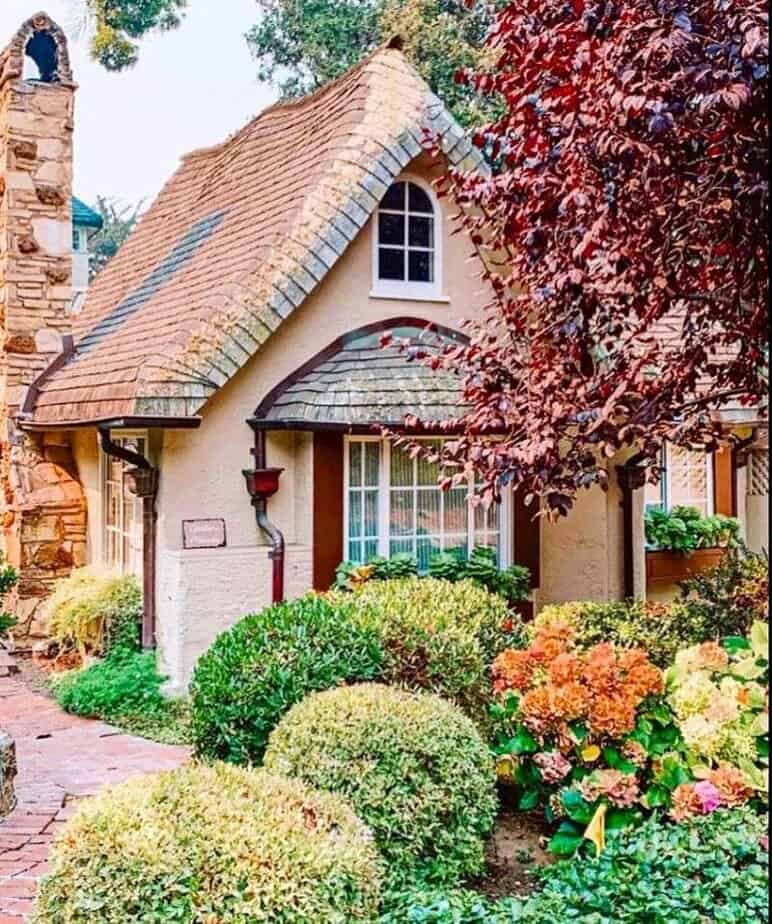 Stroll the Fairytale Cottages