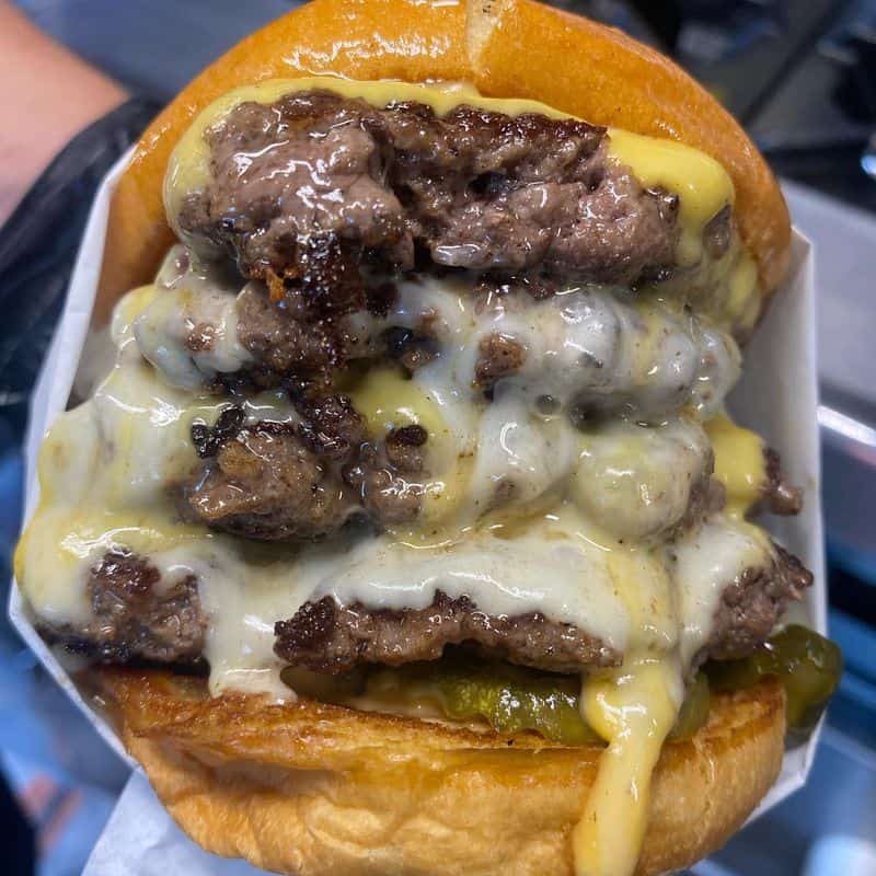 14 Epic Burger Spots in Arizona That'll Ruin Fast Food Forever Randizzle's Food Truck