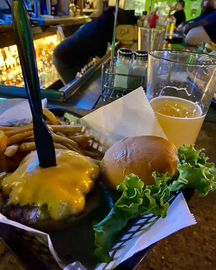 14 Epic Burger Spots in Arizona That'll Ruin Fast Food Forever Harvey's Wineburger, Phoenix