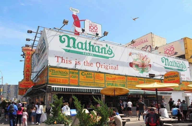Nathan's Famous (1916)