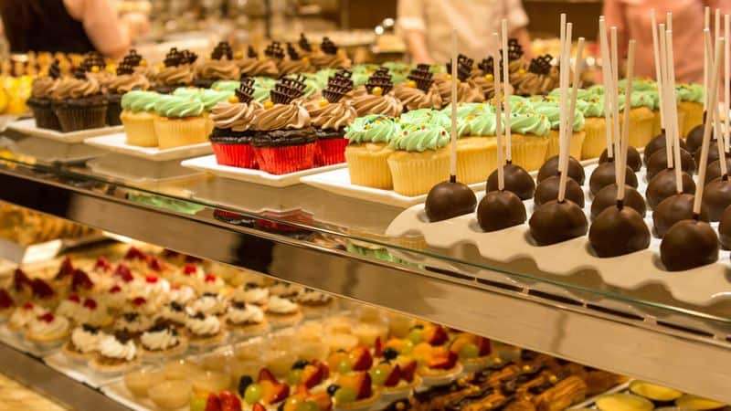 Toucan Charlie's Buffet & Grille 