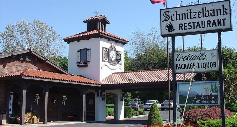 8 Small-Town Indiana Dining Spots Perfect for a Cozy Meal Schnitzelbank