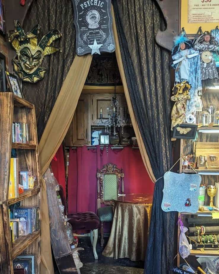 New Orleans Historic Voodoo Museum