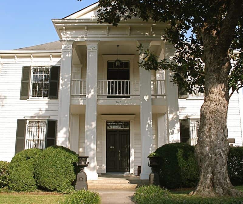 Planning a Trip to Franklin, TN? Don't Miss These 9 Charming Experiences Visit the Lotz House Museum