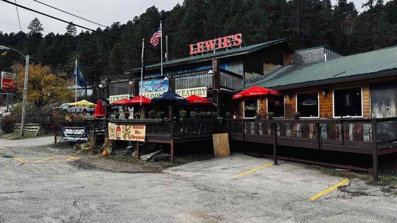 Lewie's Burgers & Brews — Lead