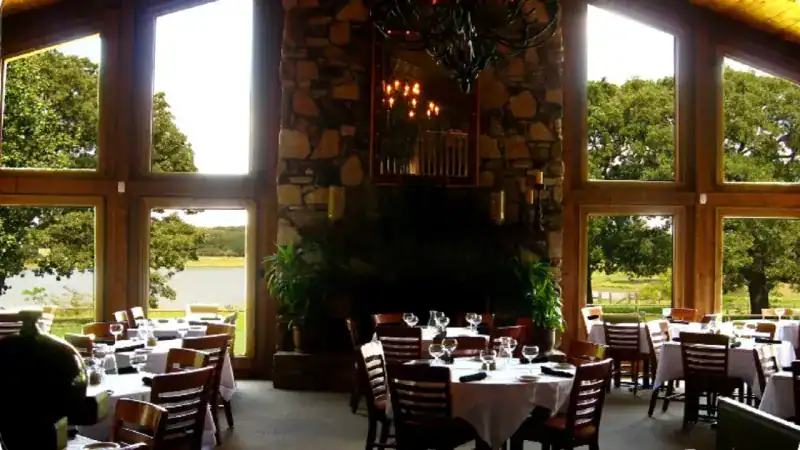 Four Winds Steakhouse
