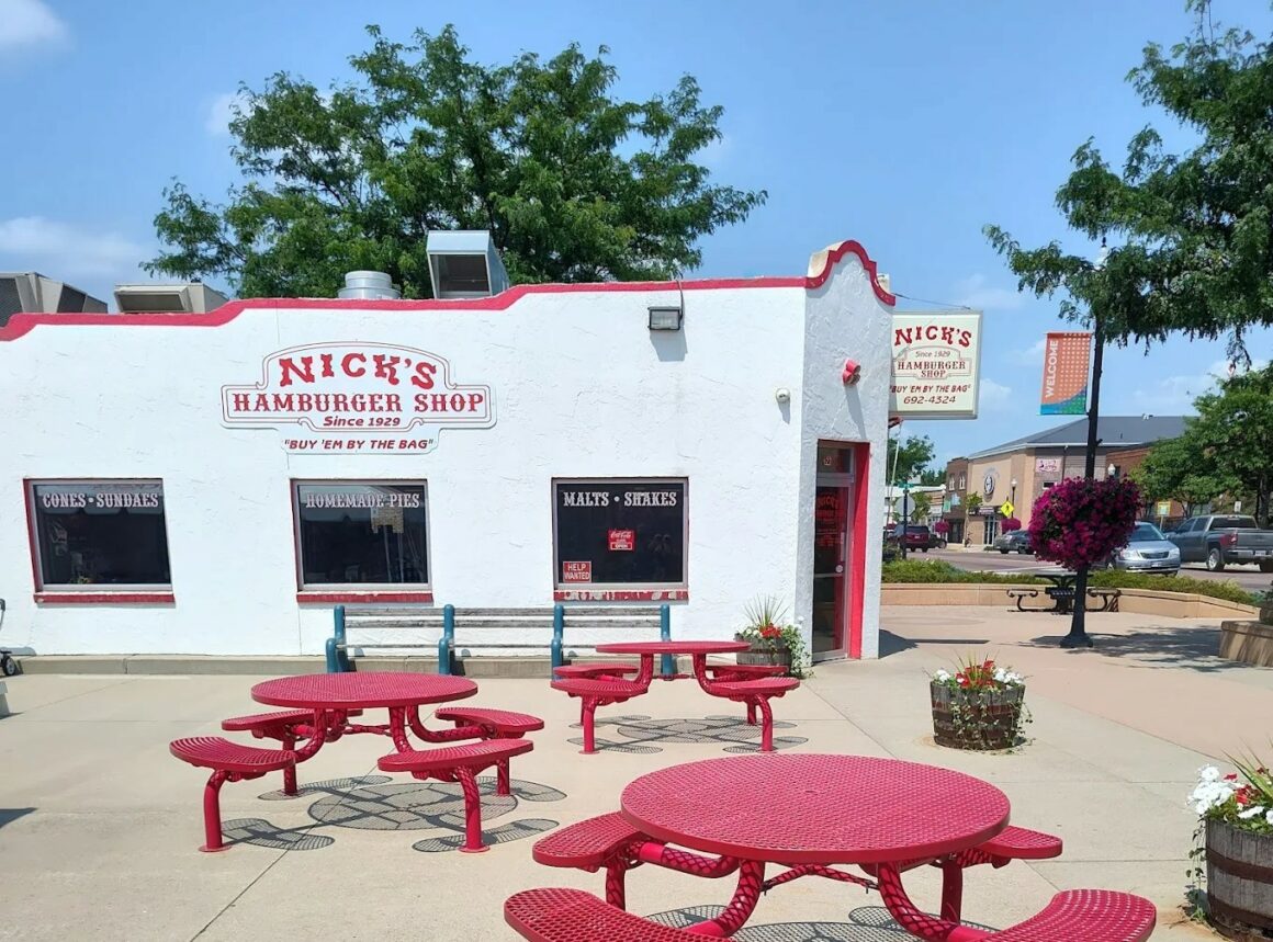 ezgif 73be090b8dcd65