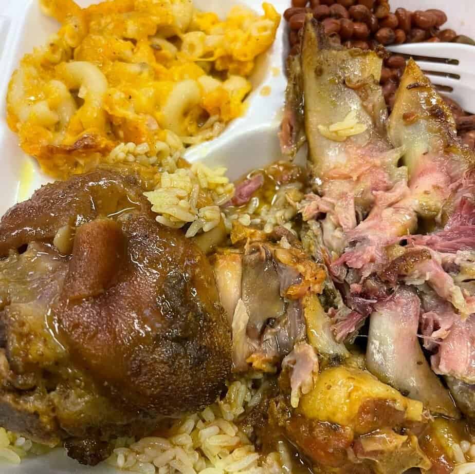 10 Heavenly Cornbreads in South Carolina That Taste Like Grandma's 2 snapins ai 3529124813265901078