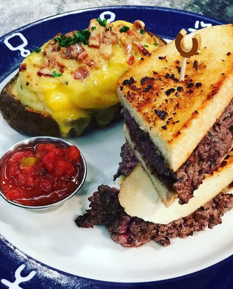 Far Western Tavern (Orcutt)