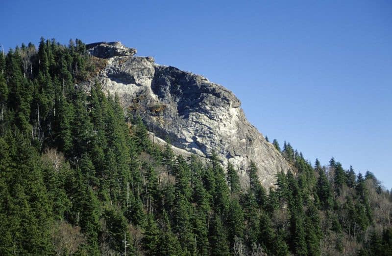 Courthouse Falls & Devil's Courthouse Overlook