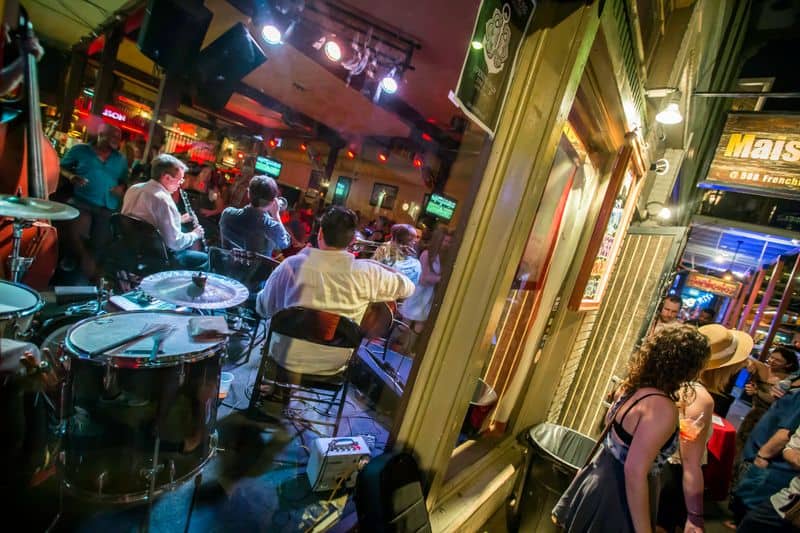 Listen to Live Jazz Music