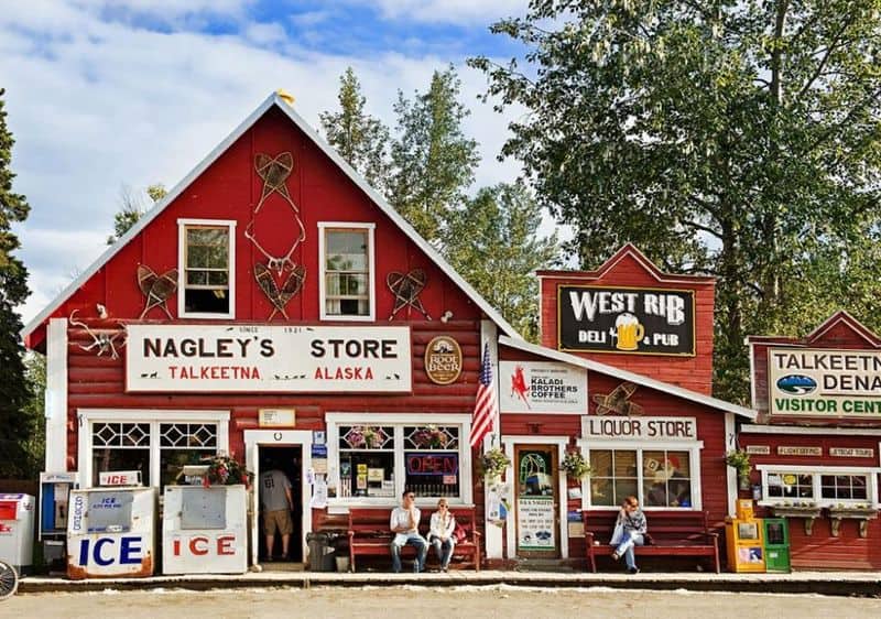 10 Hometown Restaurants in Alaska That Bring Back Warm Memories West Rib Pub & Grill