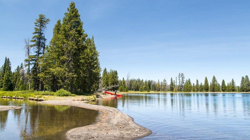 10 Stunning Lakes in Wyoming That Will Leave You Speechless Lewis Lake, Teton County