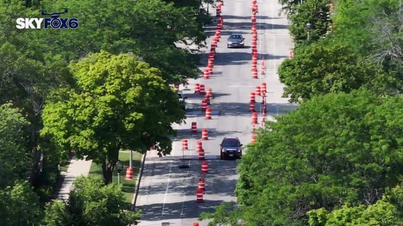 10 Stunning Wisconsin Drives That Show Off the State's Beauty Lake Drive/Highway 32 in Milwaukee