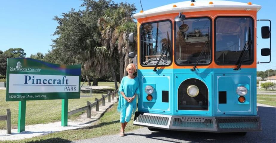 10 great reasons pinecraft florida deserves a day trip